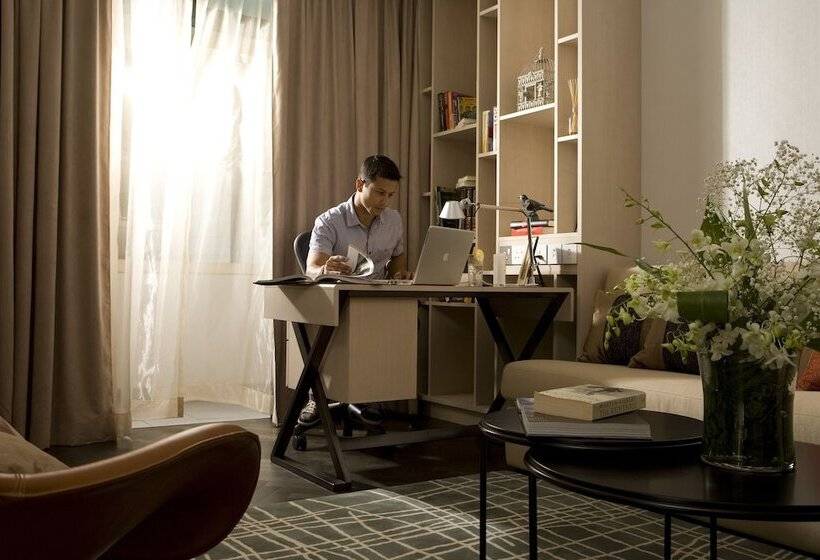 2 Bedroom Premium Apartment, Fraser Suites Singapore