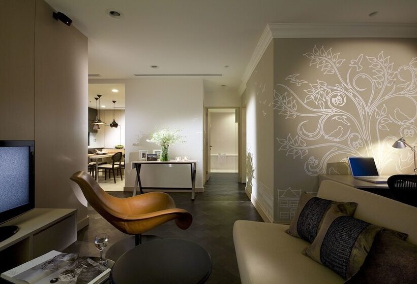 2 Bedroom Premium Apartment, Fraser Suites Singapore