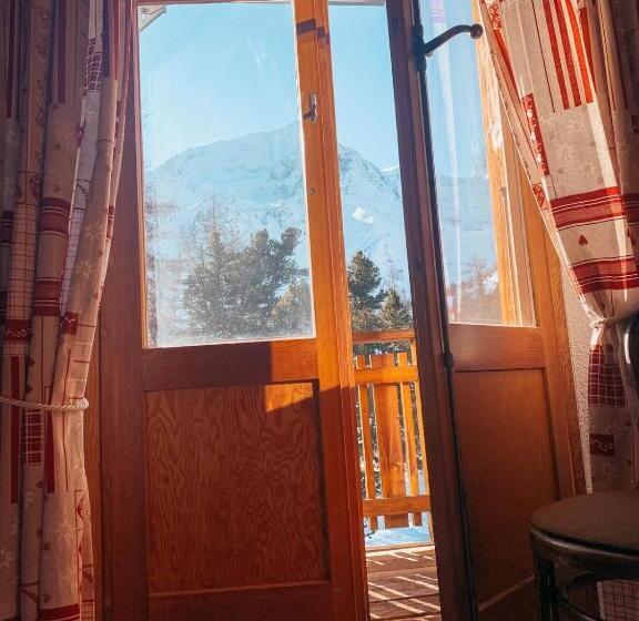 חדר דלוקס עם נוף להרים, Grand Hôtel & Kurhaus