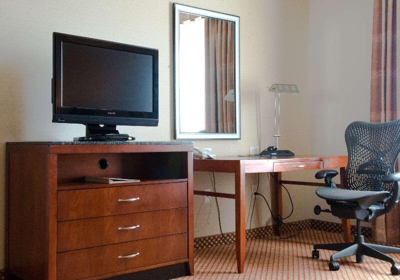 Номер Премиум, Hilton Garden Inn Laramie