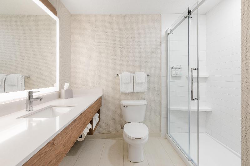 غرفة قياسية سرير كينج, Holiday Inn Express Grande Prairie, An Ihg