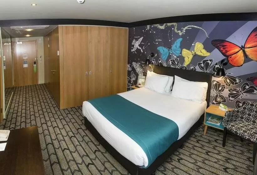 スタンダードルーム, Holiday Inn Salisbury   Stonehenge, An Ihg