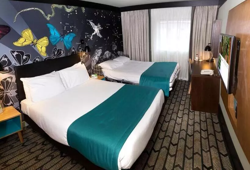 スタンダードルーム, Holiday Inn Salisbury   Stonehenge, An Ihg