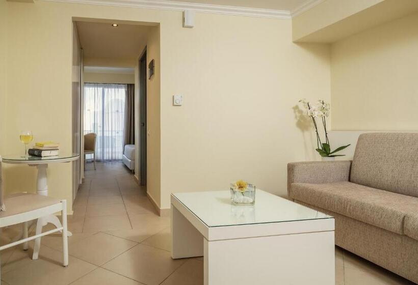 Junior Suite Deluxe Vista al Jardí, Lindos Village Resort & Spa Adults Only