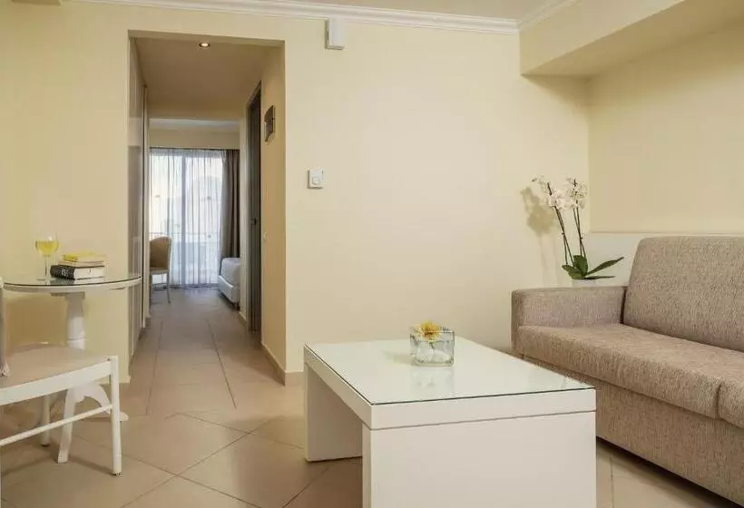 سوییت جونیور لوکس با چشم‌انداز دریا, Lindos Village Resort & Spa Adults Only