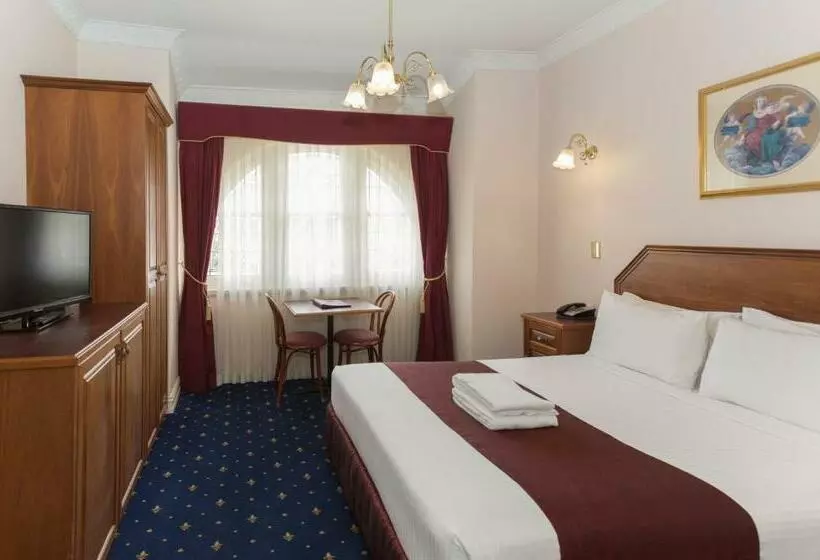 Deluxe-huone, Palais Royale