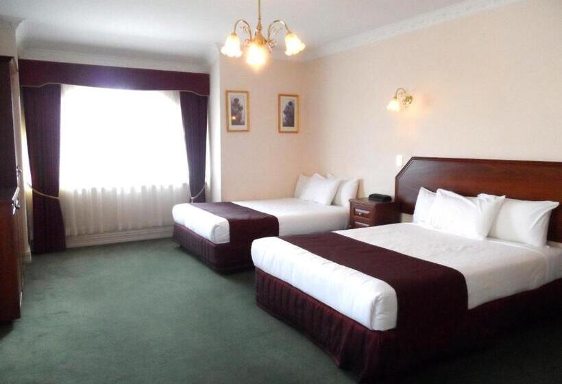 חדר משפחתי דלוקס, Palais Royale