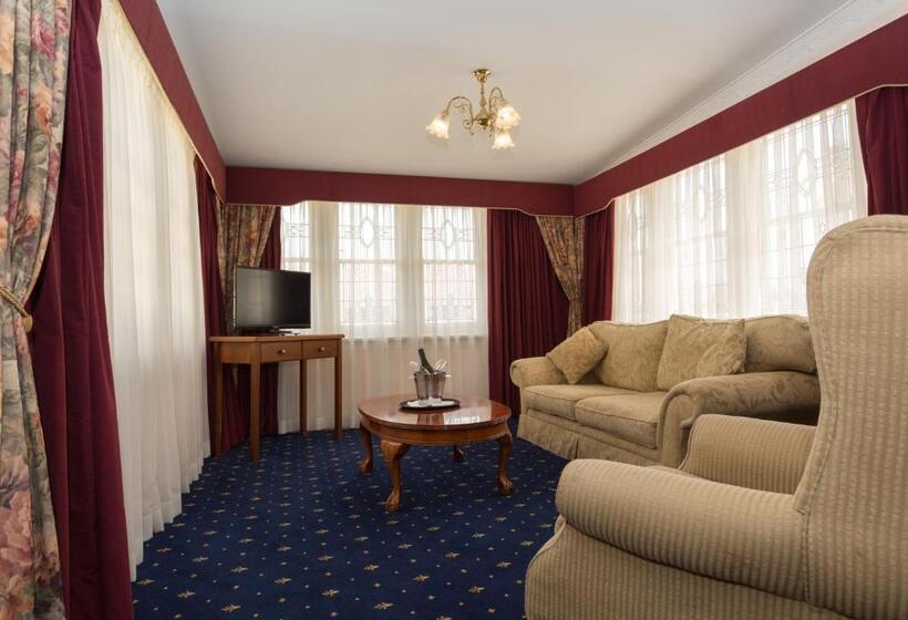 סוויטה מלכותית, Palais Royale