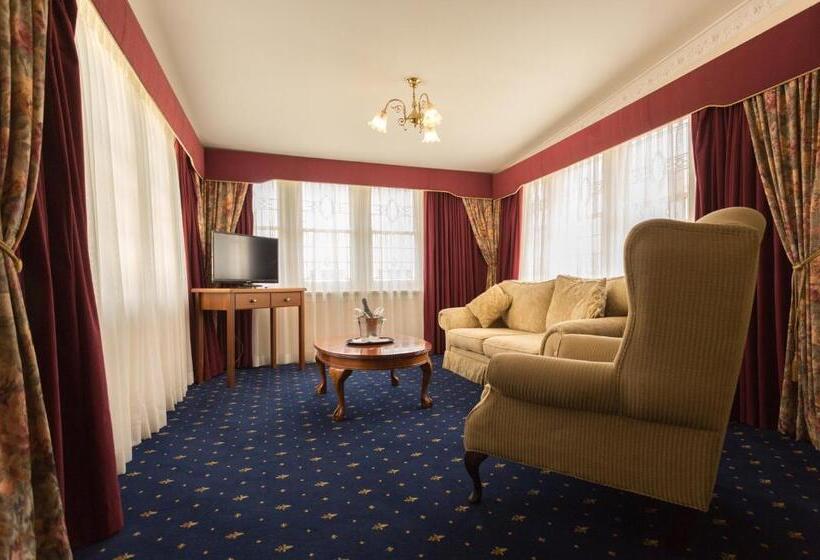 סוויטה מלכותית, Palais Royale