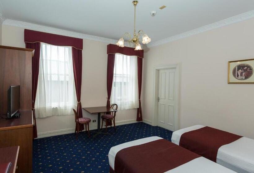 חדר דחוקס עם מיטת קינג, Palais Royale