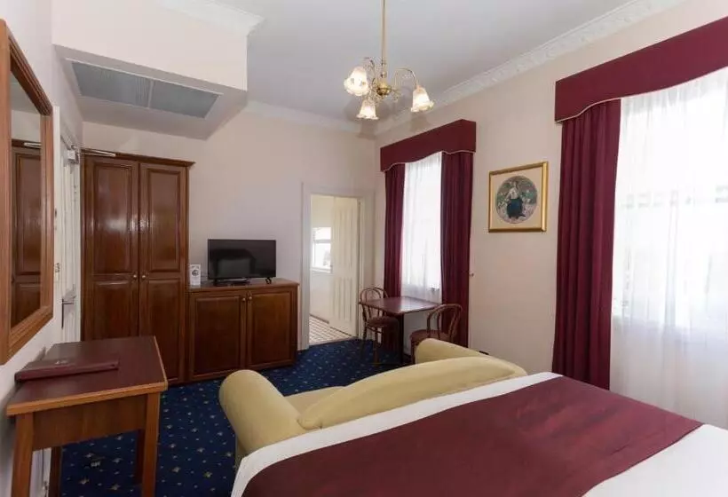 Executive-huone King-vuode, Palais Royale