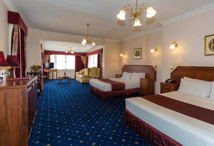 סוויטה מלכותית, Palais Royale