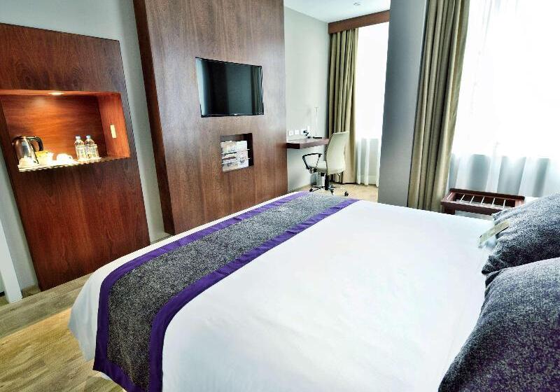 חדר דלוקס, Palais Royale