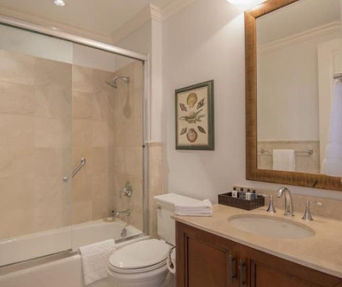 سوئیت جونیور با چشمانداز, Seven Stars Resort & Spa