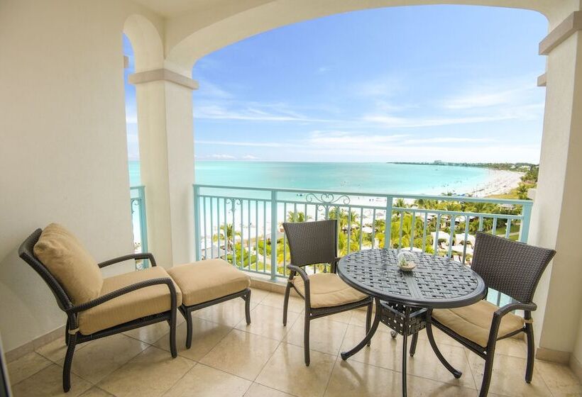 سوییت جونیور با چشمانداز دریا, Seven Stars Resort & Spa