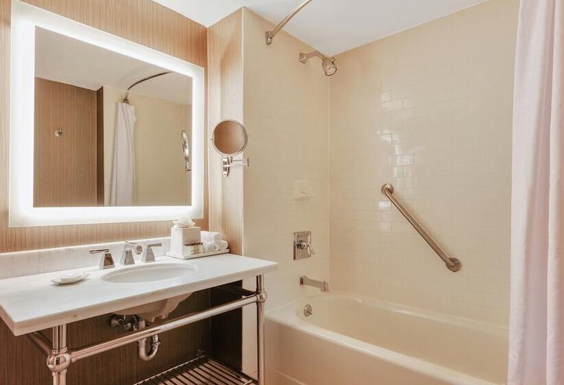 Номер Executive, Sheraton Tarrytown