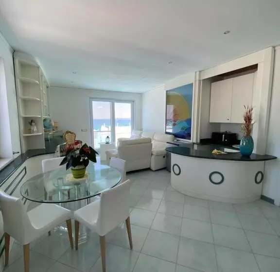 1 Bedroom Penthouse Apartment, Solemare Beach & Beauty Spa