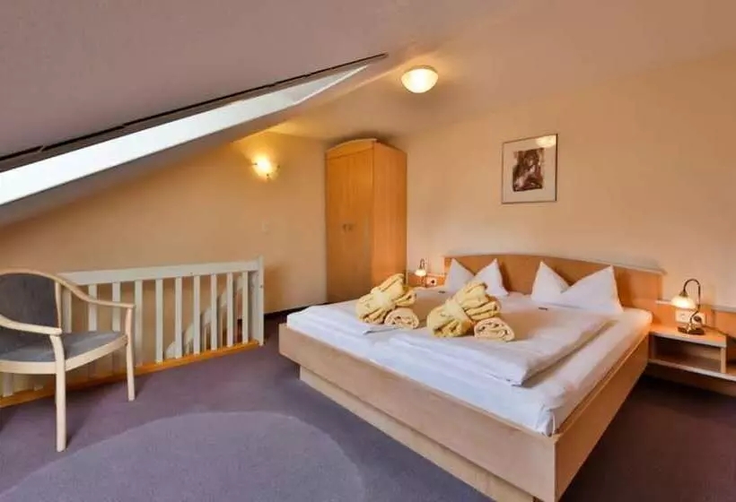 ドゥプレックスルーム, Sonnenhotel Bayerischer Hof   All Inklusive Angebote Verfügbar