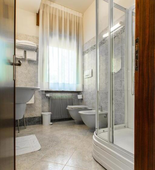 غرفة سوبيريور, Tegorzo