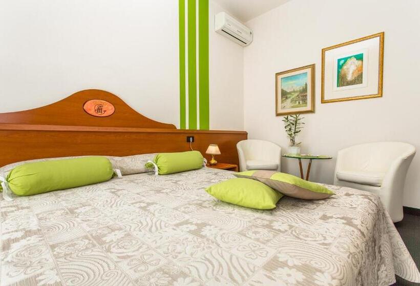 غرفة سوبيريور, Tegorzo