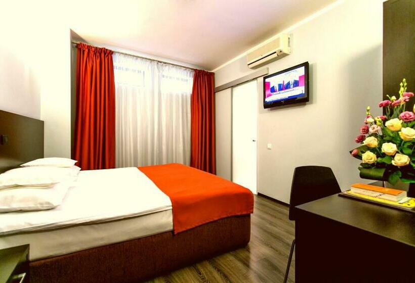 اتاق استاندارد, Trianon