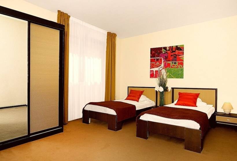 اتاق استاندارد, Trianon