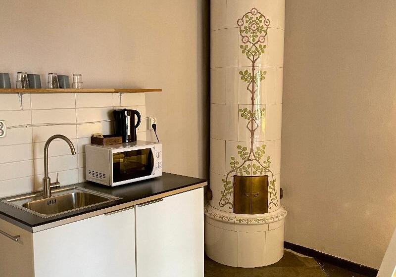 غرفة قياسية, Unique