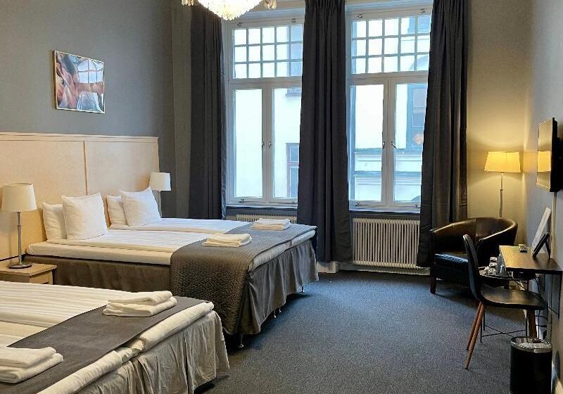 غرفة عائلية, Unique