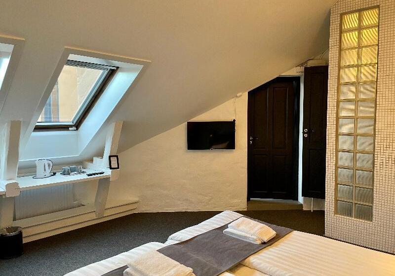 スーペリアールーム, Unique