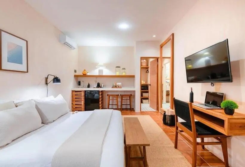 バルコニー付きスタンダードルーム, Malish Hotel & Spa Luxury Edition