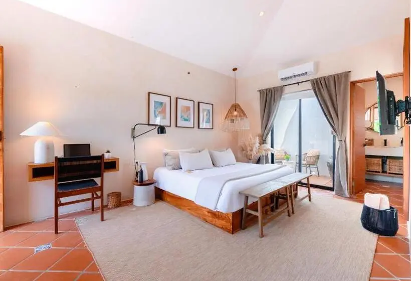 Suite with Terrace, Malish Hotel & Spa Luxury Edition