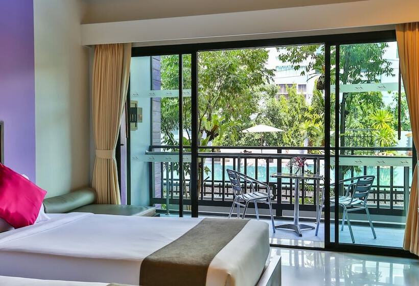 디럭스 룸, Phuvaree Resort