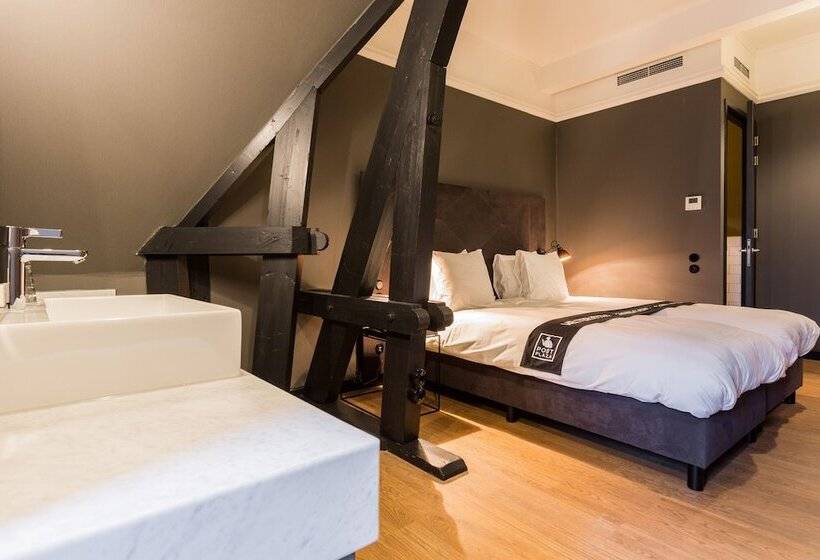 غرفة كومفورت, Post Plaza Hotel & Grand Café