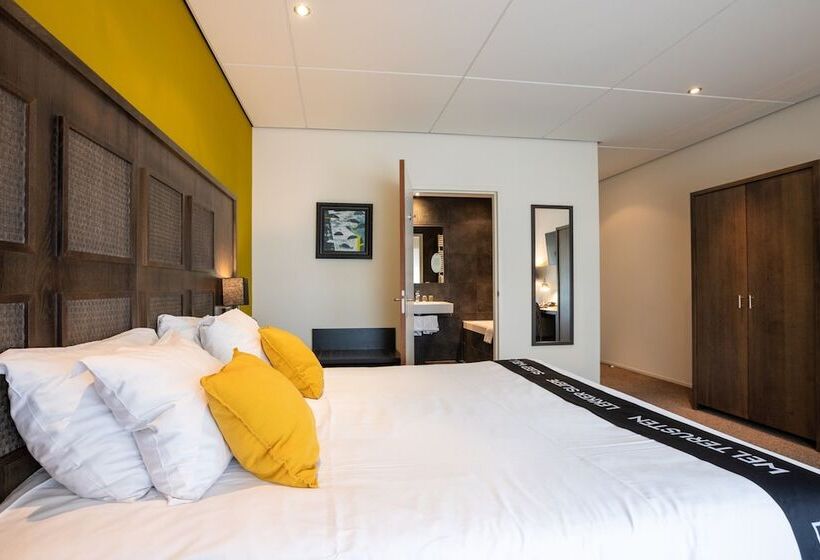 غرفة سوبيريور, Post Plaza Hotel & Grand Café