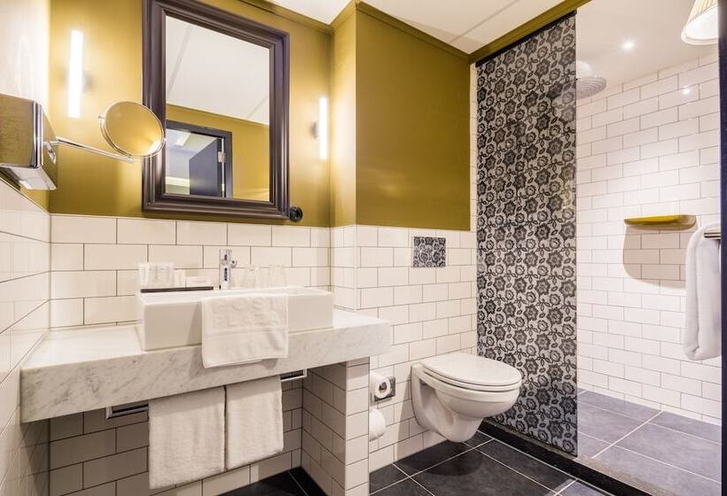 غرفة كومفورت, Post Plaza Hotel & Grand Café