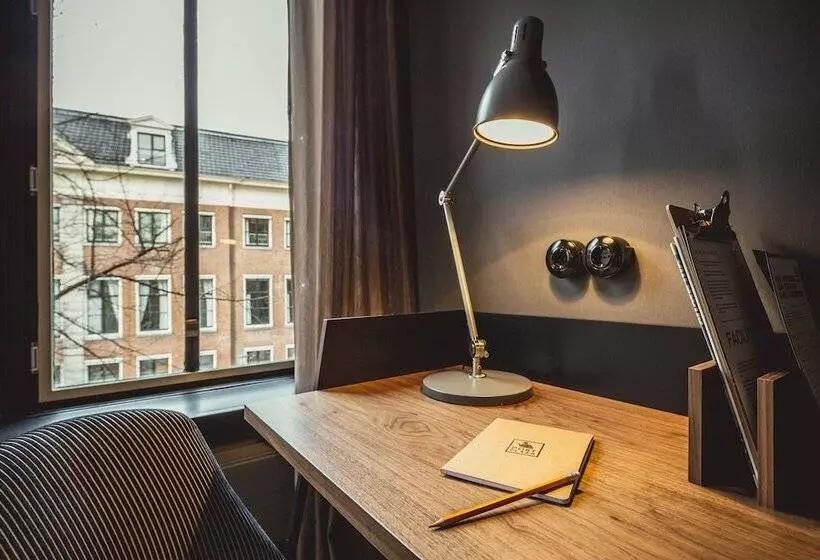 اتاق لوکس, Post Plaza Hotel & Grand Café