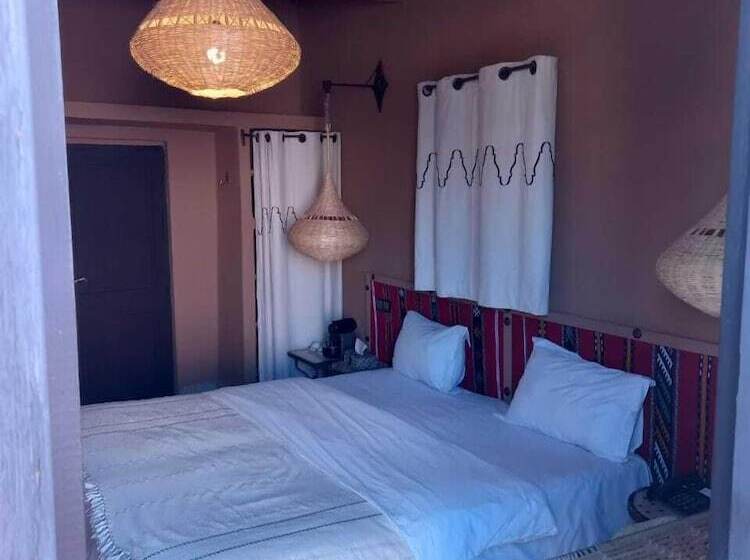 חדר אקונומי, Ksar Ighnda