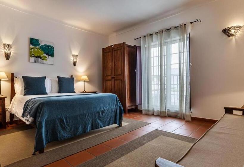 اتاق پرمیوم, Vila Planicie