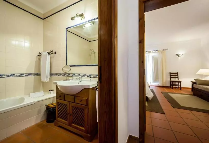 اتاق پرمیوم, Vila Planicie