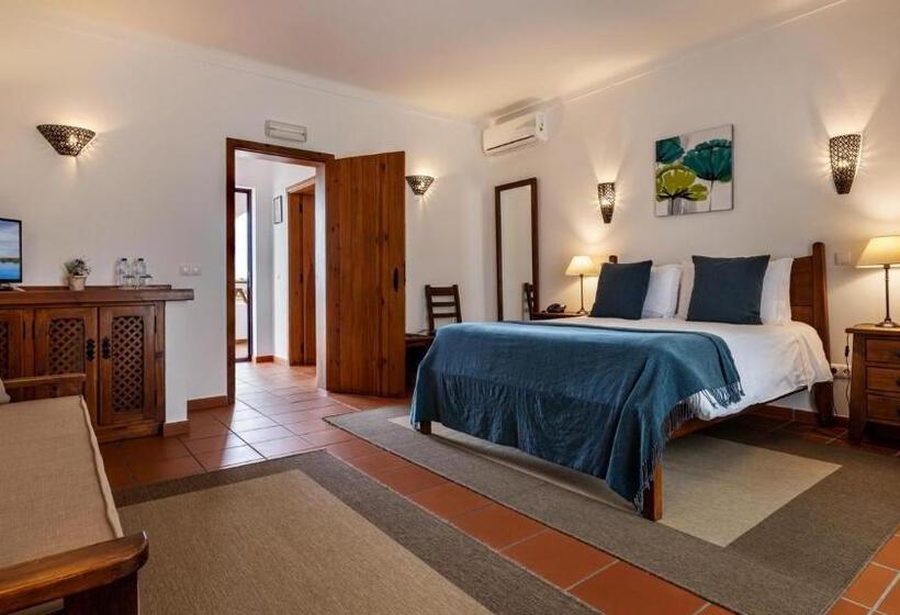 اتاق پرمیوم, Vila Planicie