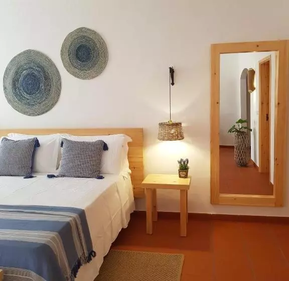 استودیوی لوکس, Vila Planicie
