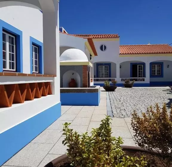 استودیوی لوکس, Vila Planicie
