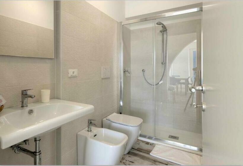 Klassiskt Fyrbäddsrum, Conero Mare Verde