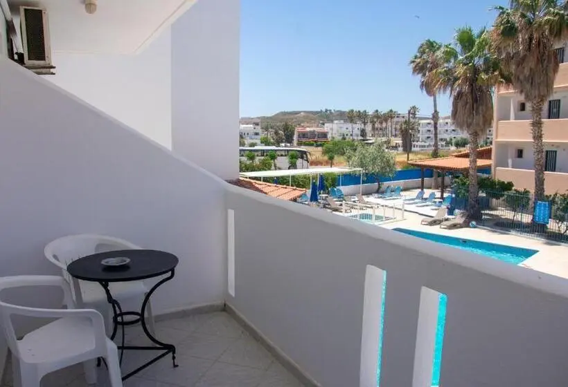 آپارتمان 2 خوابه, Harriets Apartments