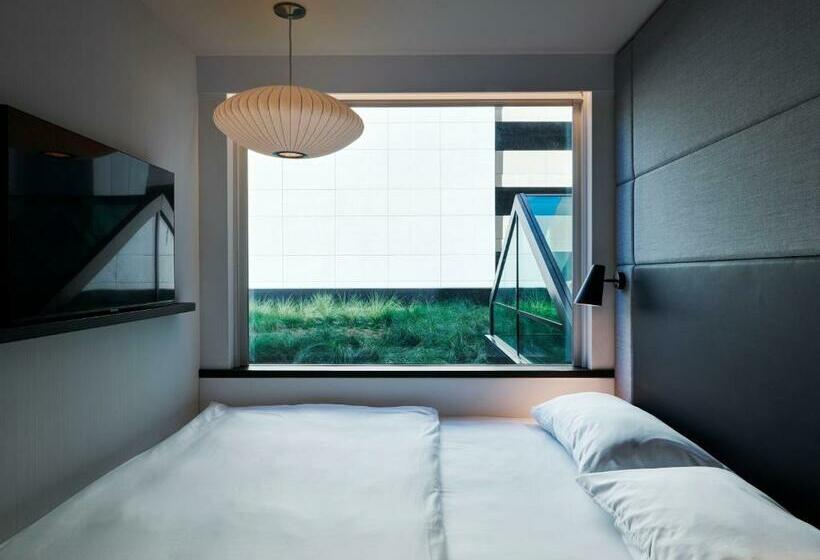 스탠다드 룸 킹사이즈 침대, Citizenm Los Angeles Downtown
