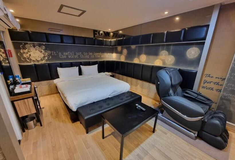 Номер Superior, Fox Motel