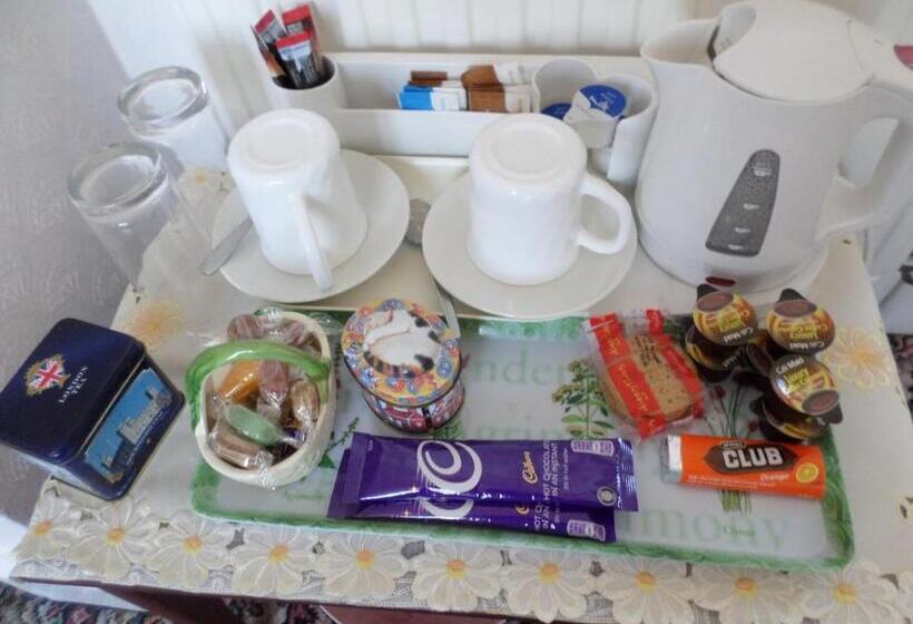 スタンダードルーム, Newton House