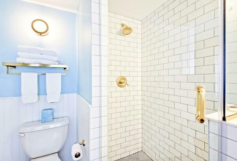 Люкс Повышенной Комфортности, Nautical Nest Hudson
