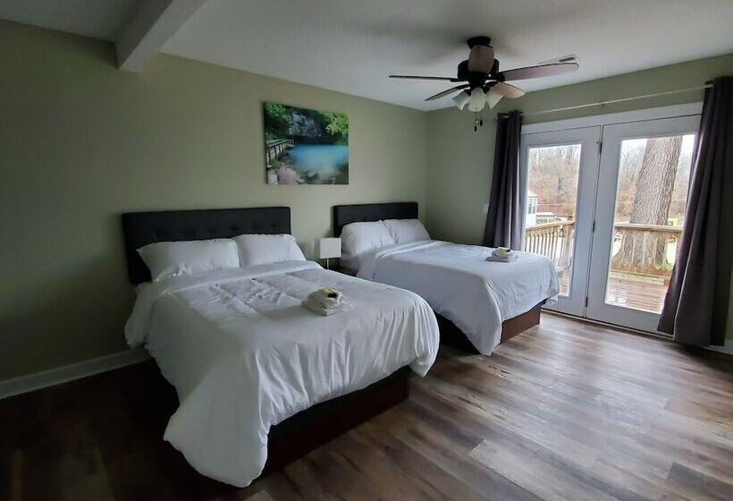 كابينة, Lazy Dayz Resort