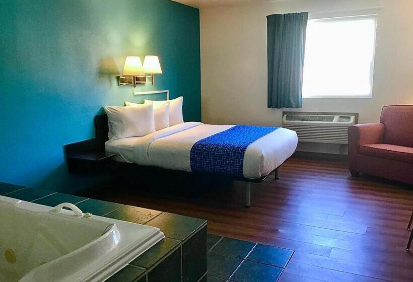 Студия Стандарт, Travelodge Inn & Suites By Wyndham Missoula University Park